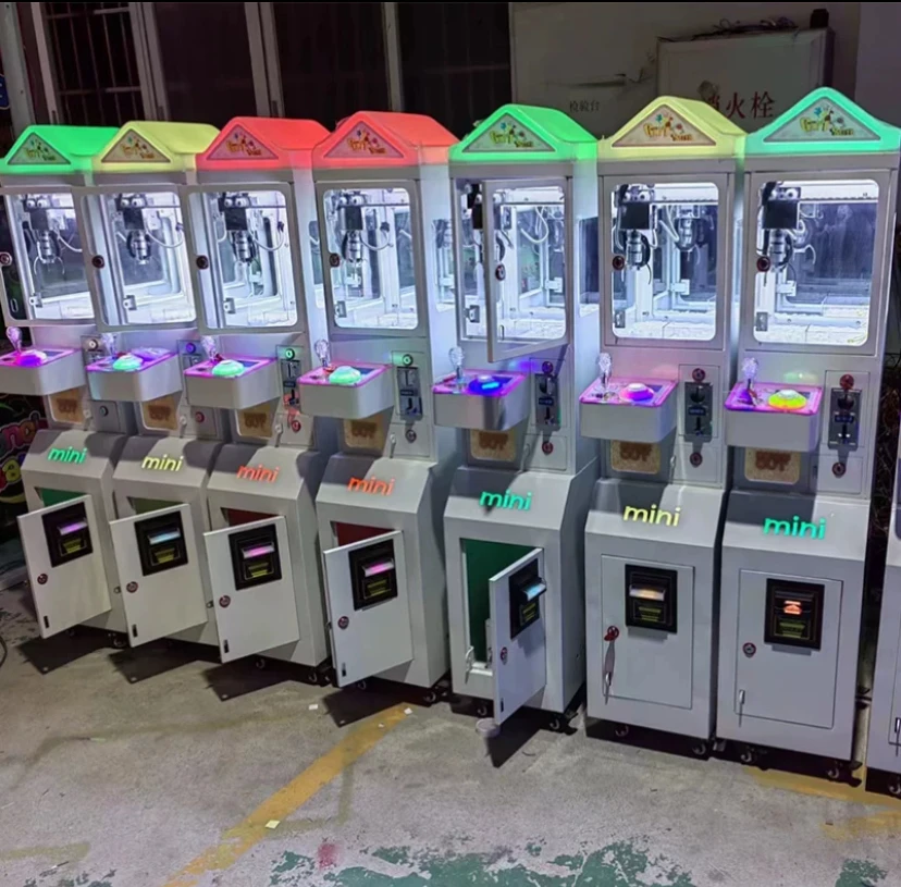 آلة مخلب صغيرة جداً تعمل بالعم - مراجعة Arcade Toy Vending Machine وسعره